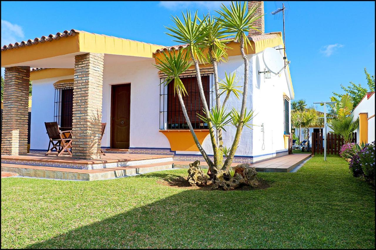 Chalet Con Piscina En Roche Viejo Conil De La Frontera Bagian luar foto