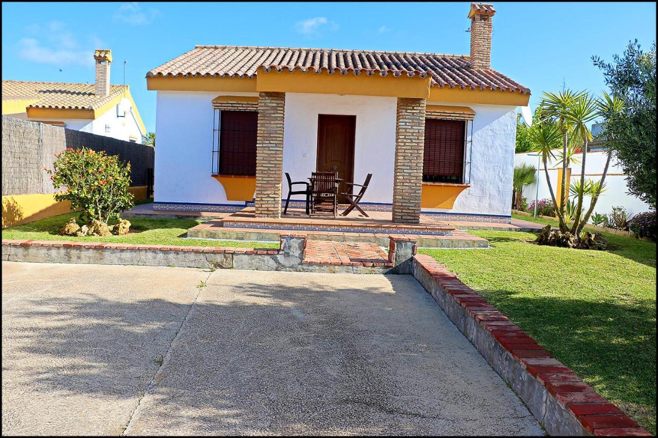 Chalet Con Piscina En Roche Viejo Conil De La Frontera Bagian luar foto