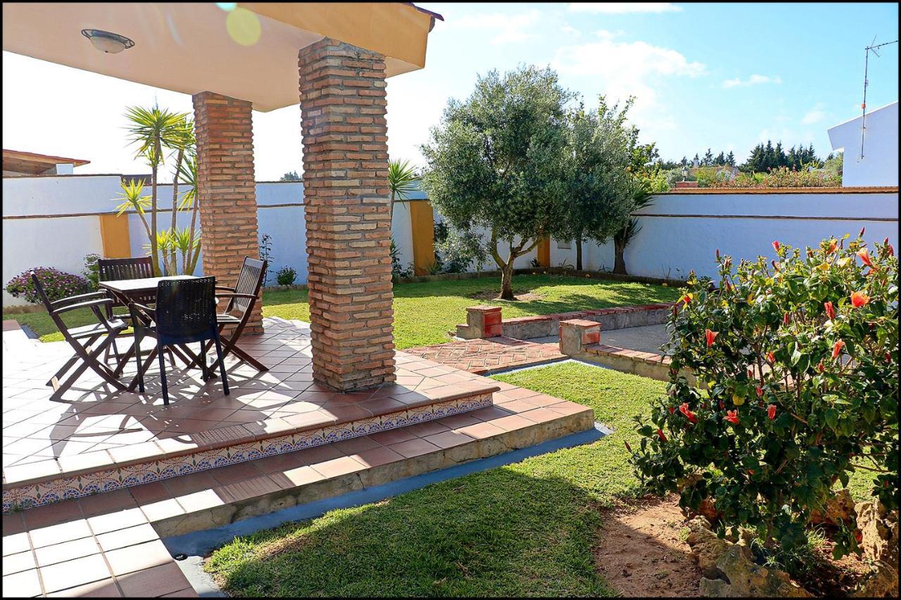Chalet Con Piscina En Roche Viejo Conil De La Frontera Bagian luar foto